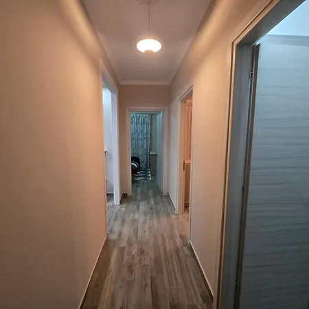 Apartamento Sweet Apartment's Lushnjë