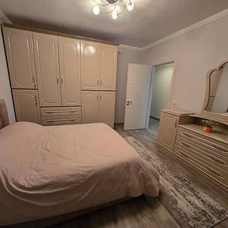 Sweet Apartment's Apartamento Lushnjë